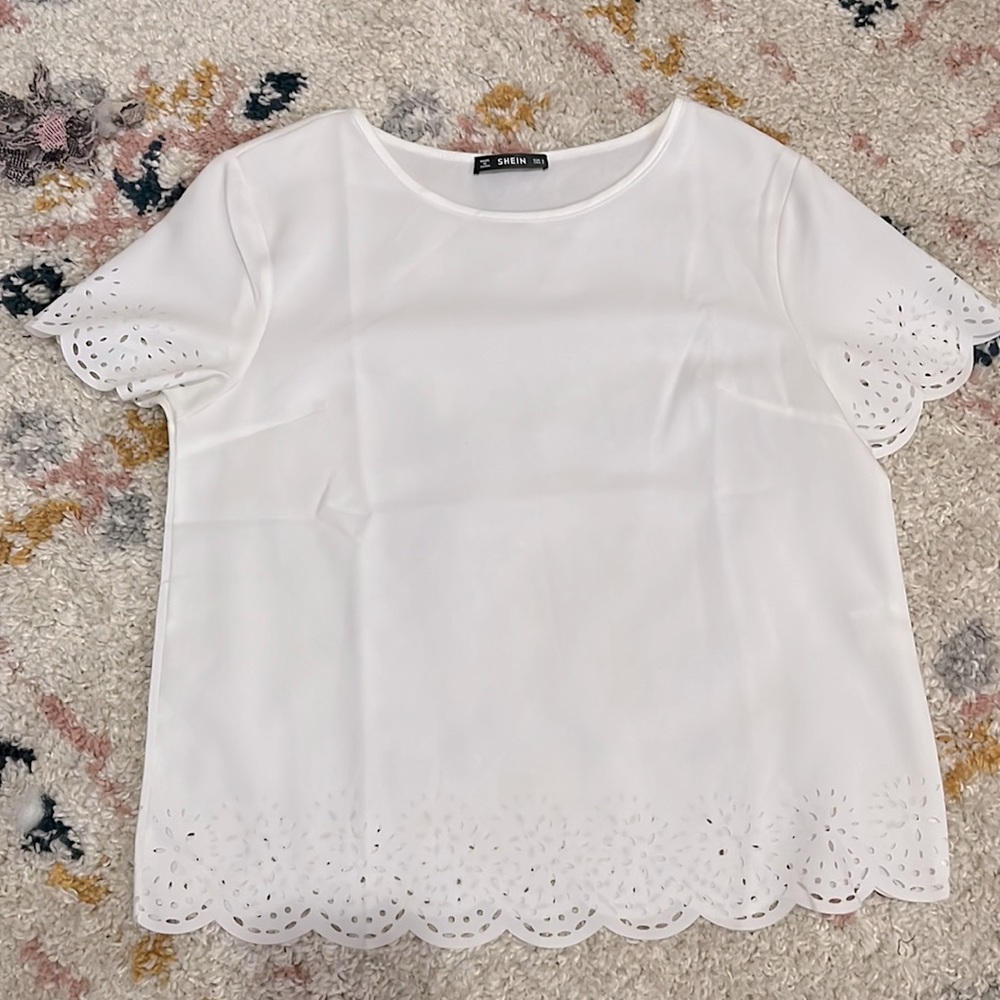 Scalloped hem shirt